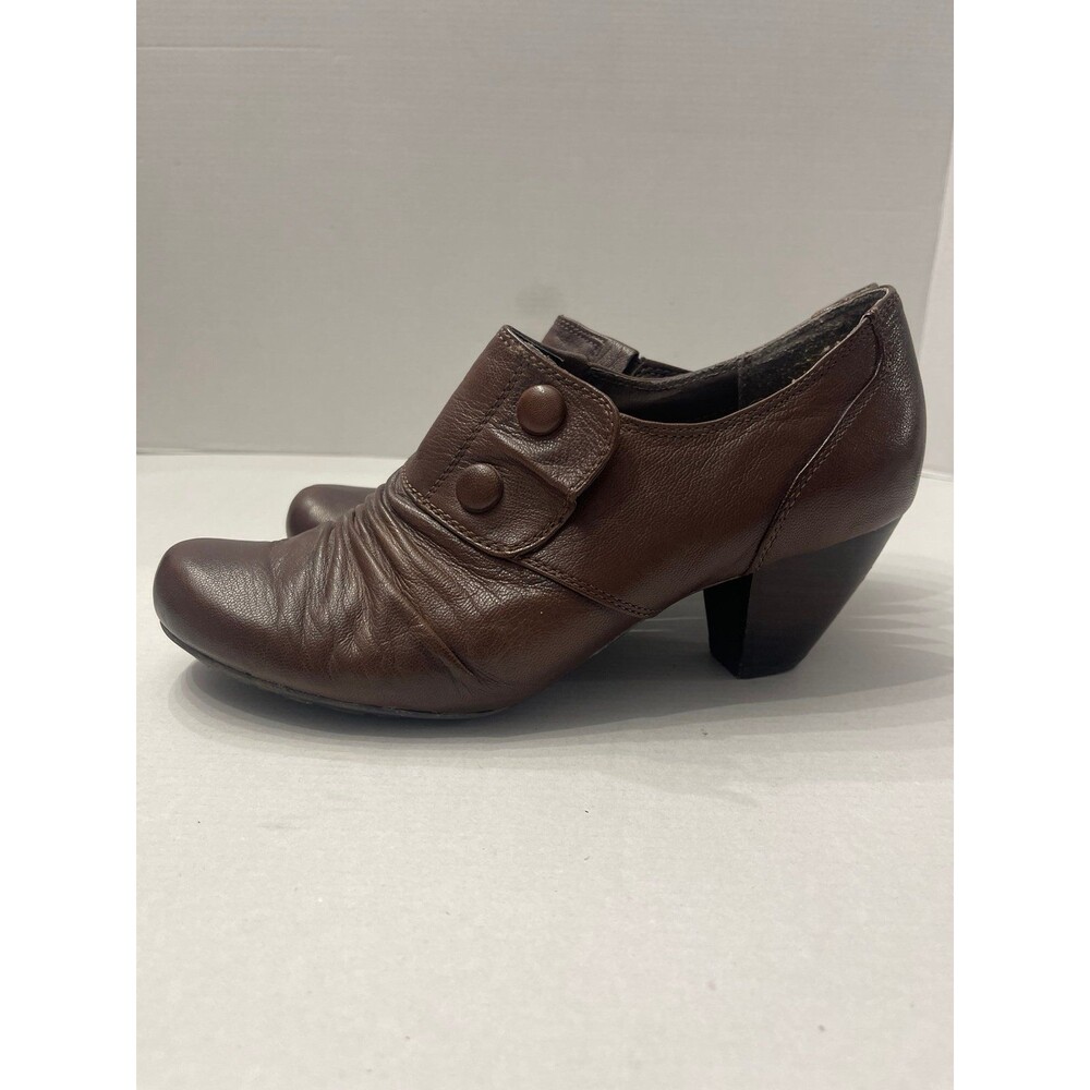 BareTraps Tyley Brown Leather Slip-on Booties Size 9